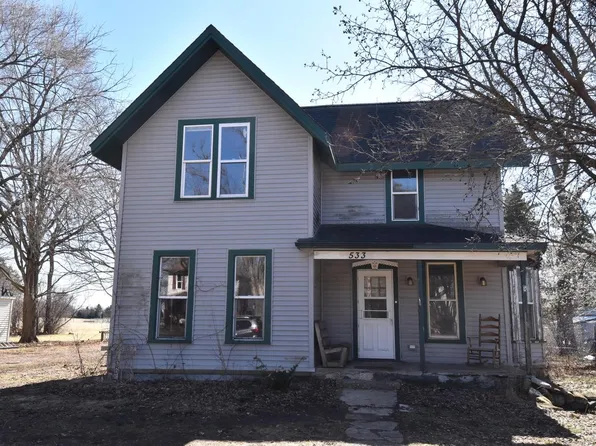 533 East Main STREET, Eagle, WI 53119