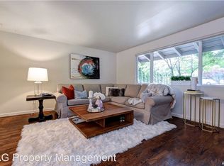 1322 165th Ave NE, Bellevue, WA