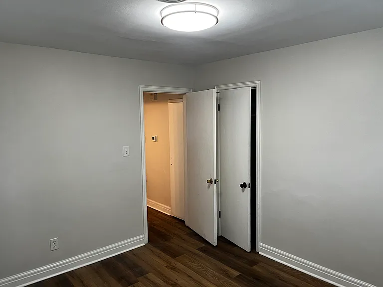 1030 McClain Dr — Photo 9