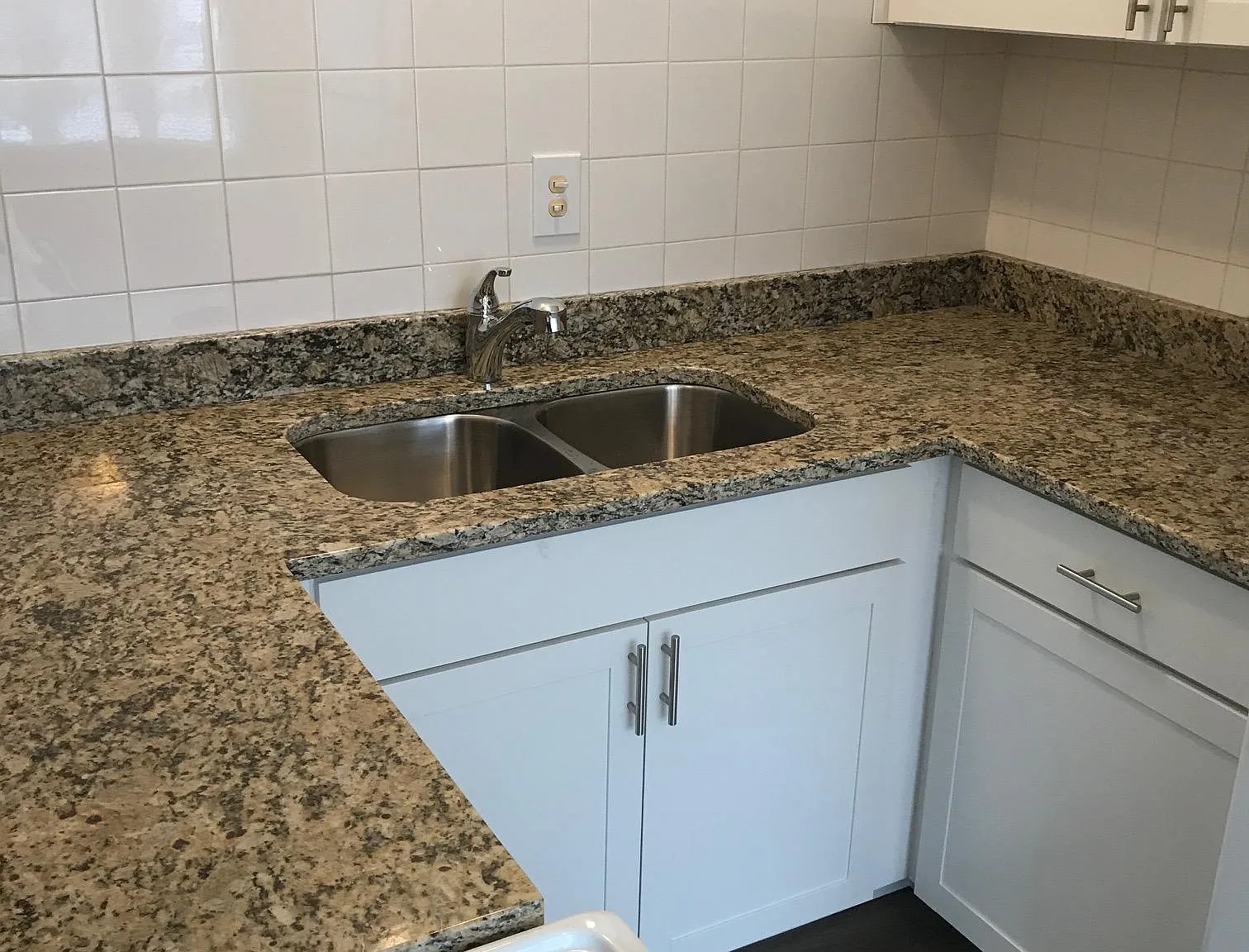 1 bed, 750 sqft, $1,295 — Photo 2