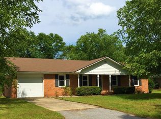 585 Rainbow Dr, Sumter, SC 29154