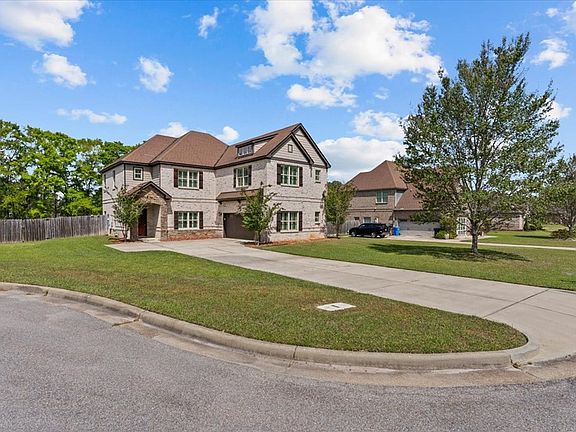 2nd image of 118 Tablerock Ct