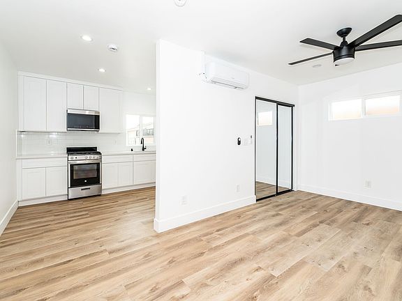 5th image of 7020 Schroll St #7022