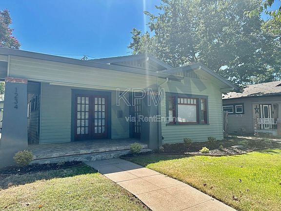 2nd image of 1234 W Harding Way