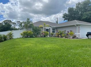 113 Flamingo Rd, Venice, FL 34293