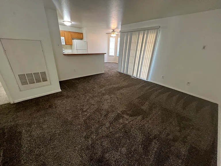 110 N Sea Fury Ln #102 — Photo 6