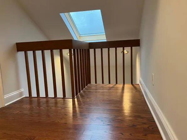 2289 Bedford St #D13, Stamford, CT 06902