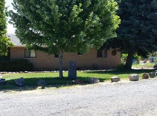 6098 Ventura Ln, Central Pt, OR 97502