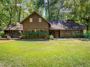 207 McKee Rd, Huntington, TX 75949