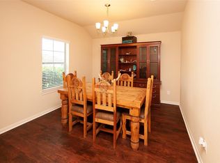 375 Hannah Ln, Alvin, TX 77511