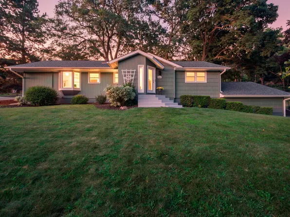 16409 Norwood Ln, Minnetonka, MN 55345