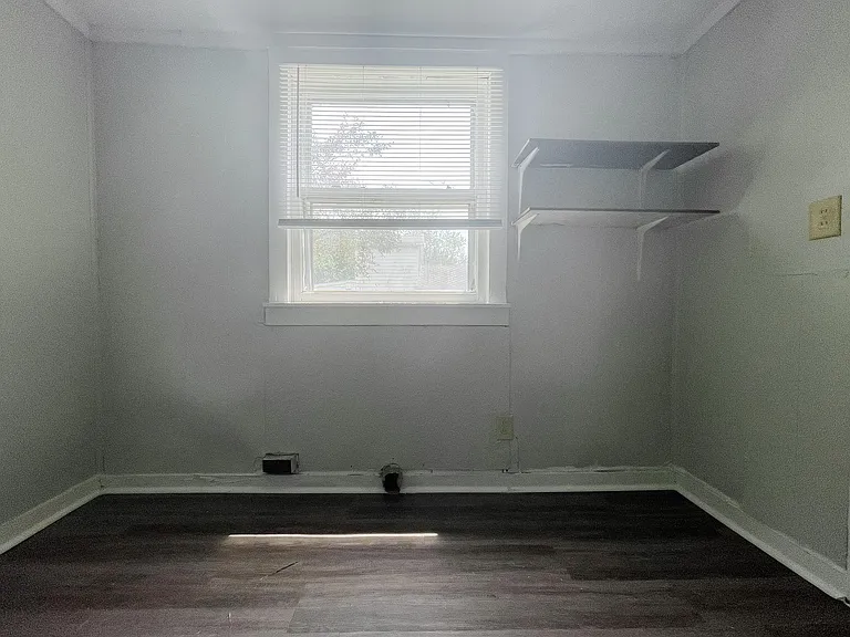 2118 S Penn St — Photo 14