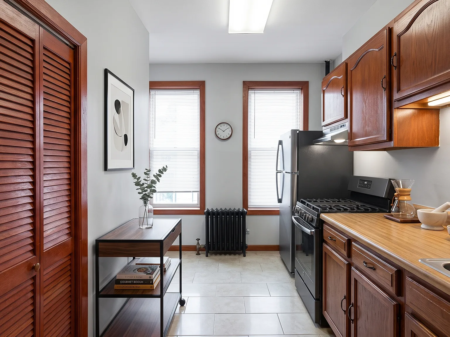 1876 3rd Avenue — Photo 1
