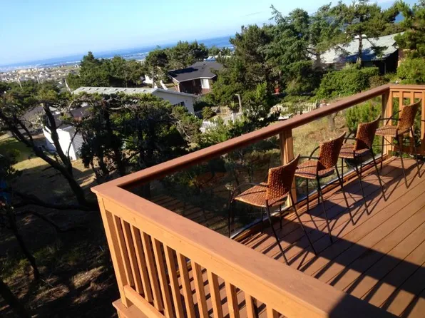 (undisclosed Address), Waldport, OR 97394