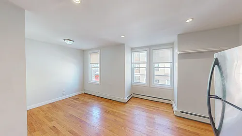 67 Marion St #2 Photo 1