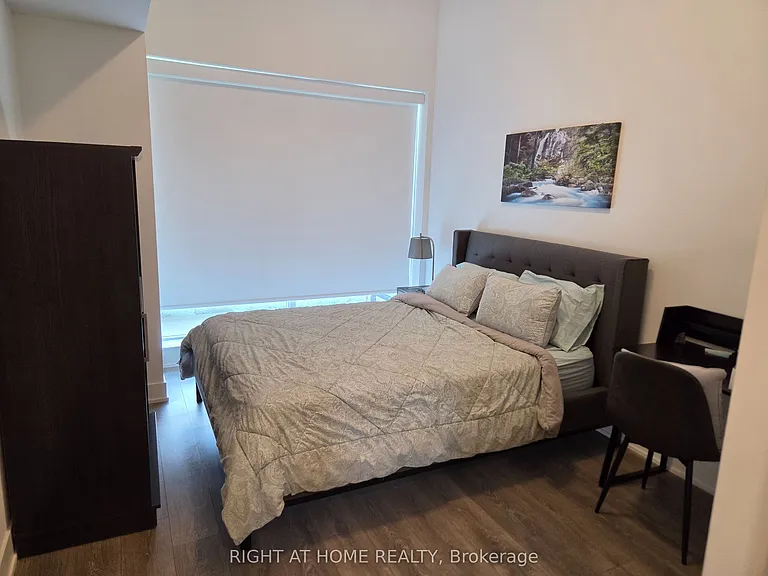 2485 Taunton Rd #435 — Photo 11