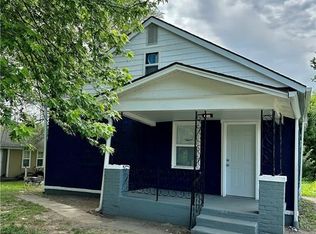 2718 S 24th St, Saint Joseph, MO 64503