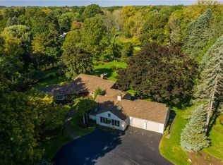 11 Countryside Rd, Fairport, NY 14450