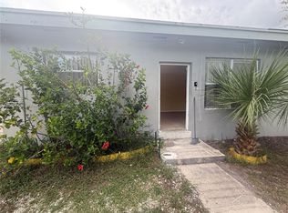 14 NW 169th St #2, Miami, FL 33169