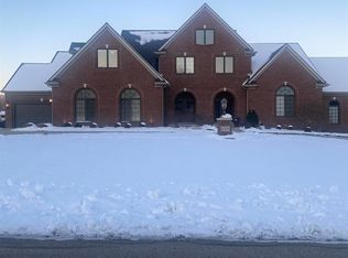 16303 Canyon Run, Fort Wayne, IN 46845