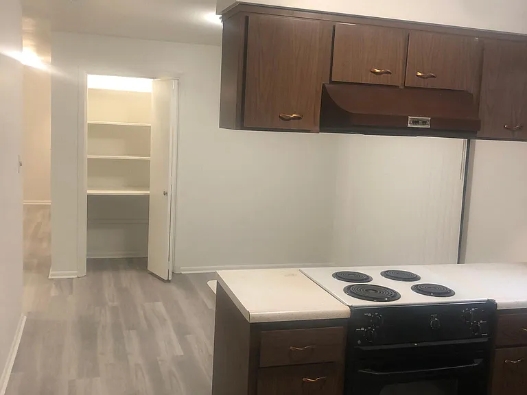 Dining with Breakfast Bar