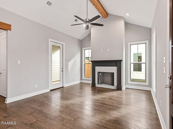 4th image of 507 Flores Ct