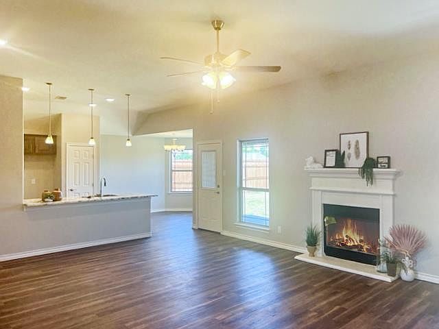 1st image of 7402 Lamplighter Ln