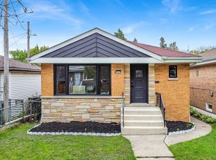 3055 N Nottingham Ave, Chicago, IL 60634
