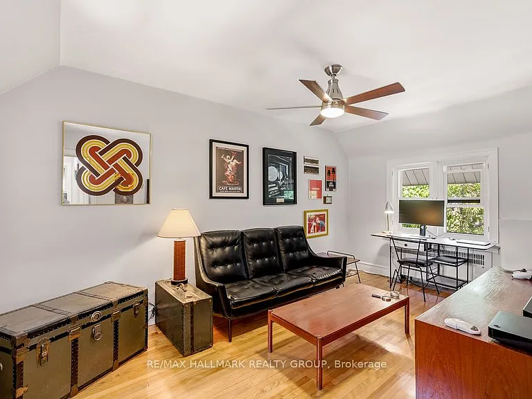 379 Hamilton Ave S — Photo 44