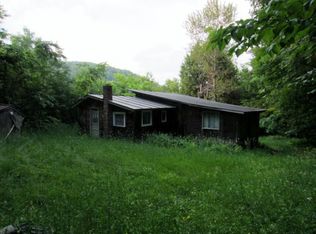 16 Foundry Rd, Tunbridge, VT 05077