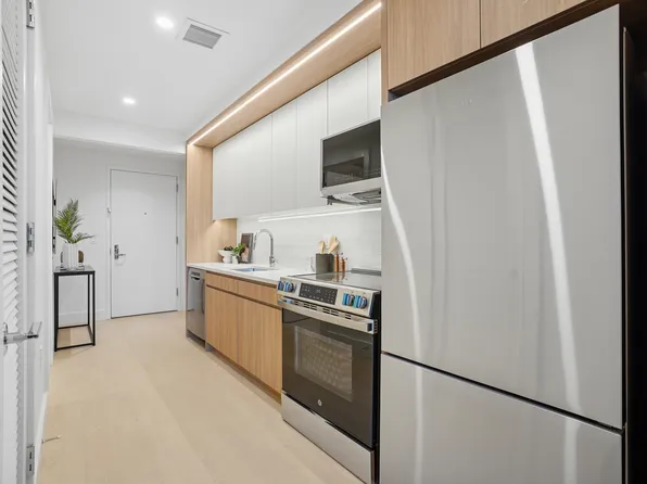 170 Freeman Street image 1 of 13