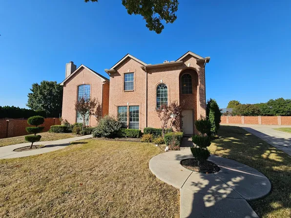 393 Ivan Dr, Lewisville, TX 75067