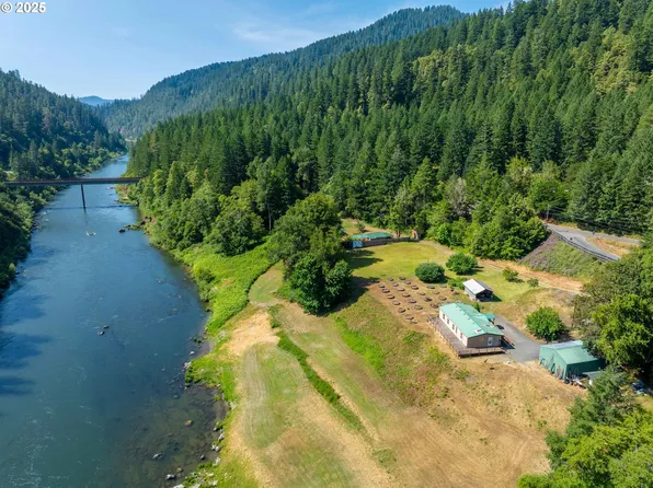 35925 Agness Illahe Rd, Agness, OR 97406