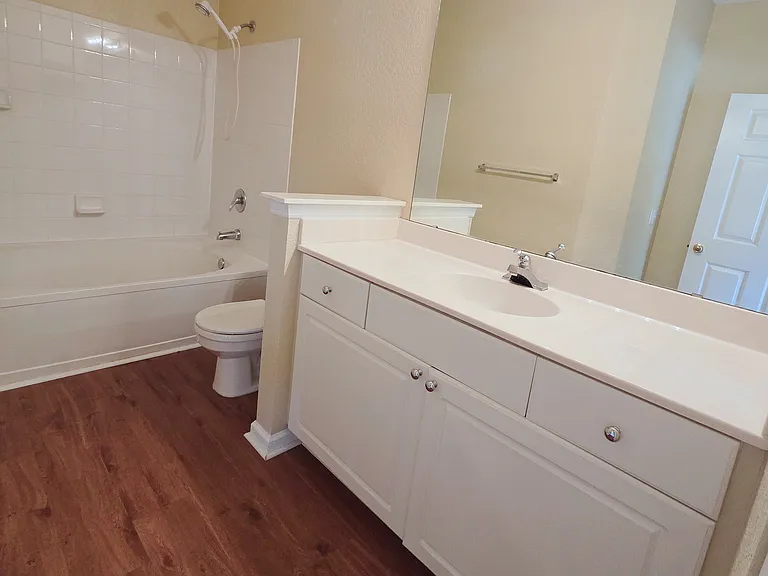 2422 White Magnolia Way #2422 — Photo 12