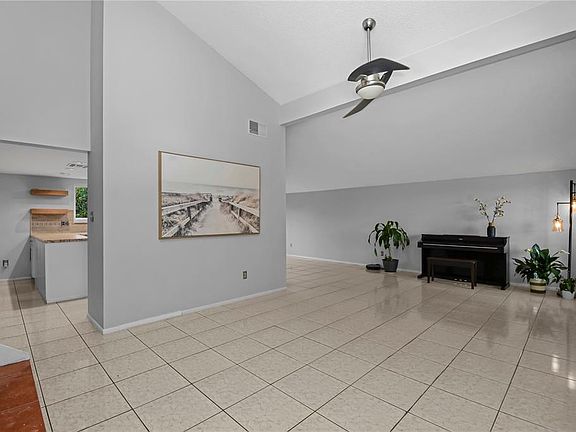 5th image of 1304 Ortega St