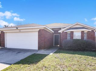 1844 Overland St, Fort Worth, TX 76131