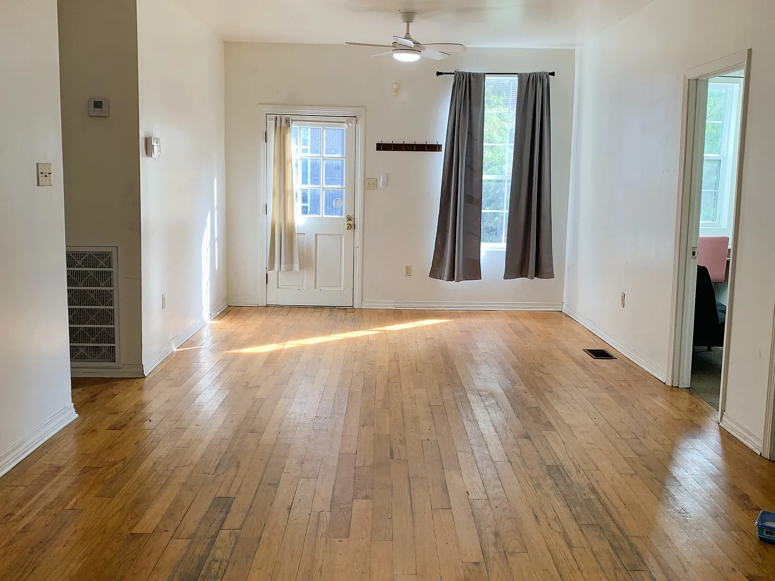 7100 Zimpel St — Photo 2