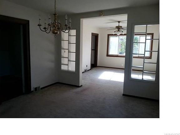 2nd image of 131 Lasalle Ave