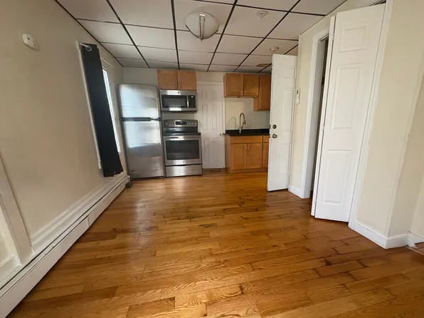 32 Main St #2, Marlborough, MA 01752