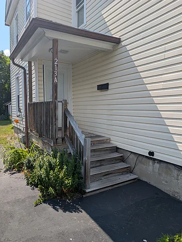 213A Lynwood Ave #A Photo 1 213A Lynwood Ave #A Photo 1