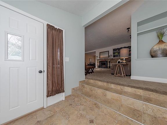 2nd image of 8398 Riverside Dr
