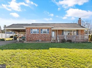 981 Keller Dr, Red Lion, PA 17356