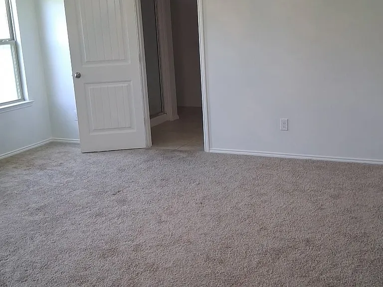 1106 Nickel St — Photo 10