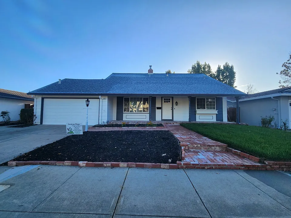 1829 Rosetree Ct