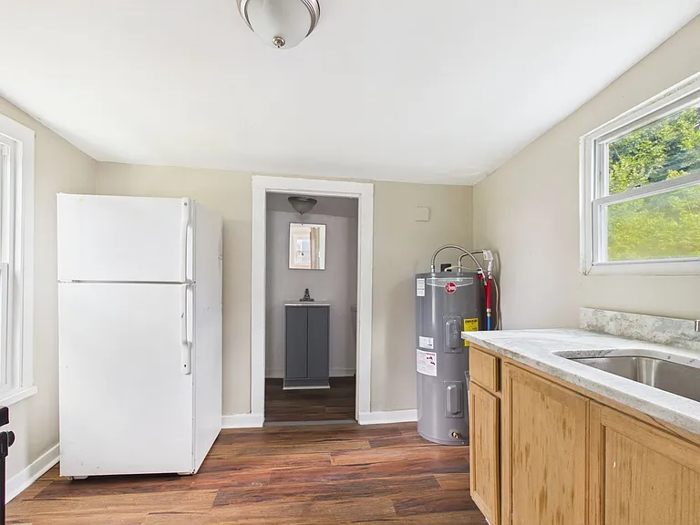 529 Harrison St #A — Photo 10