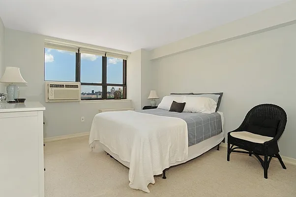 Sold by Corcoran | media 3