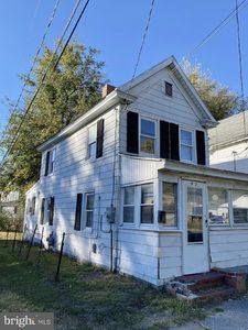 913 Pine St, Cambridge, MD, 21613