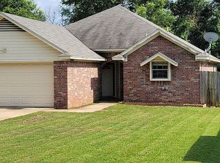 304 E 41st St, Texarkana, AR 71854