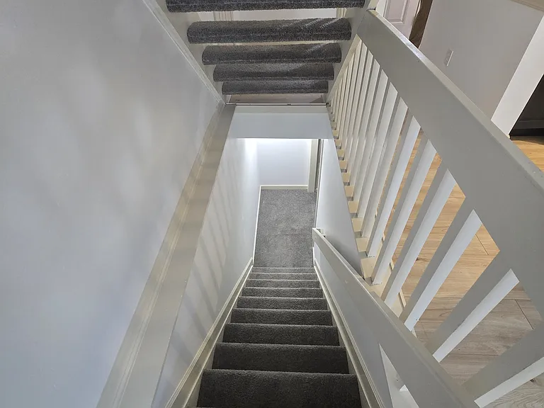2032 Burbridge Ln — Photo 8