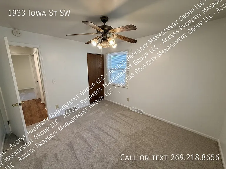 1933 Iowa St SW — Photo 11